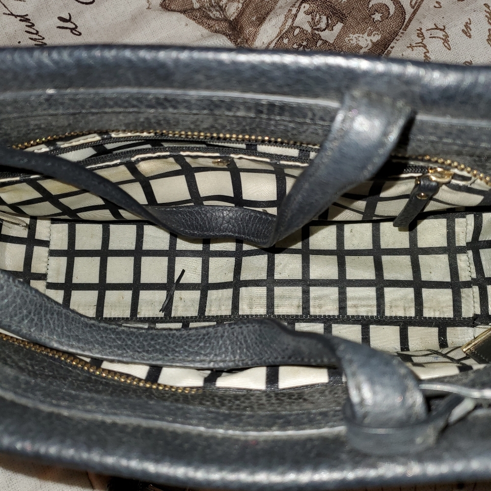 Purse - Picture 2 of 7